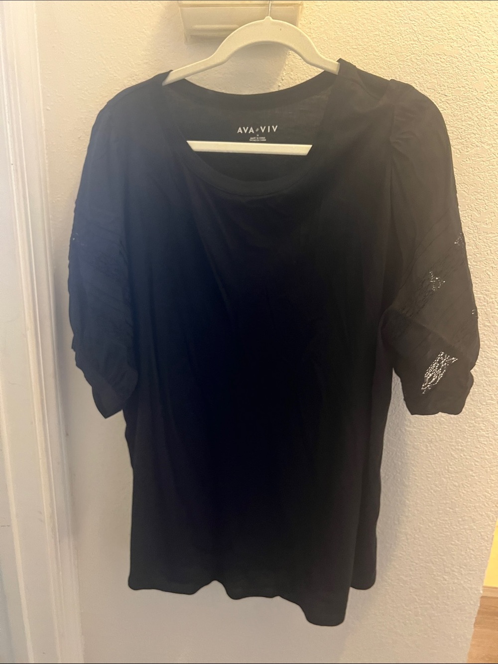 Ava & Viv Black Puff Sleeve Tee